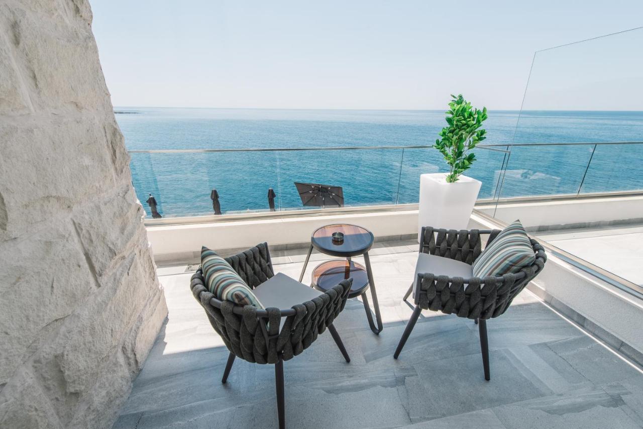 Dollaku Apartments بار المظهر الخارجي الصورة