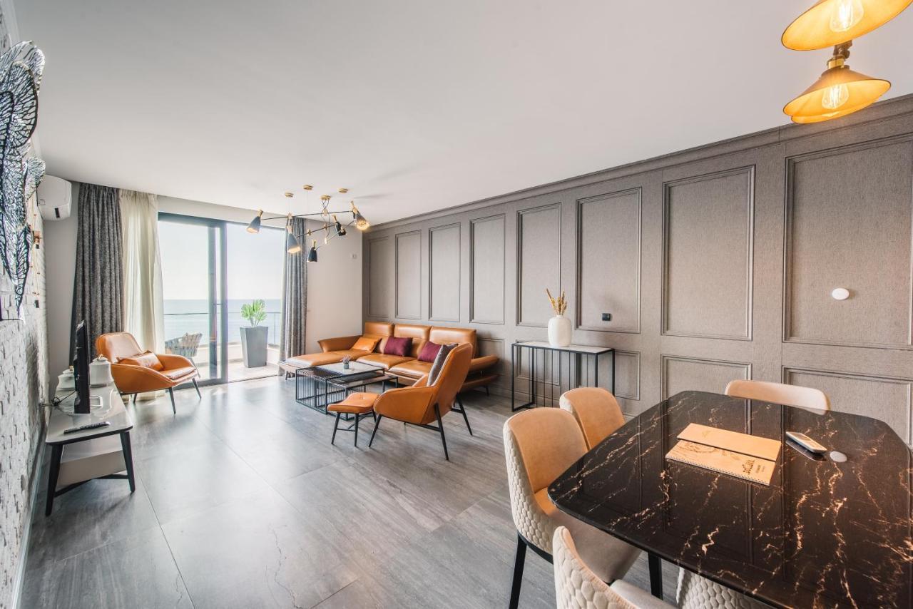 Dollaku Apartments بار المظهر الخارجي الصورة