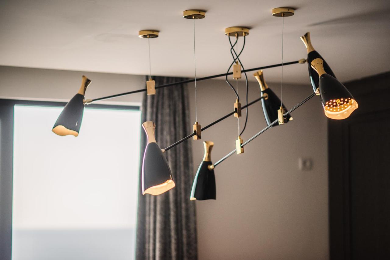 Dollaku Apartments بار المظهر الخارجي الصورة